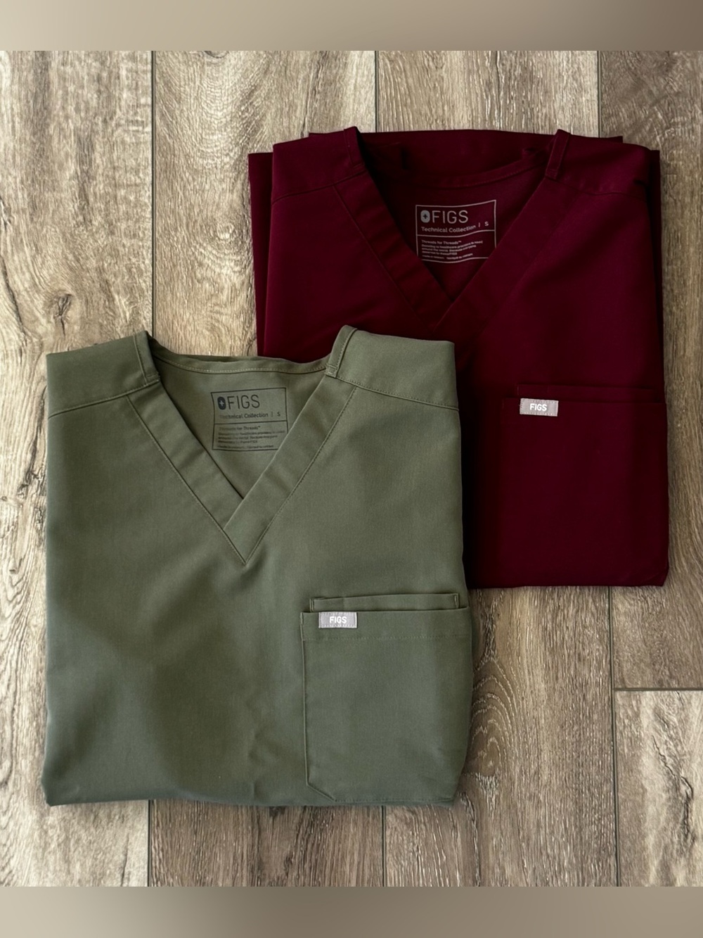 Lot Of 2- Men’s FIGS Leon Scrub Top Technical Collection SMALL Burgundy & Moss